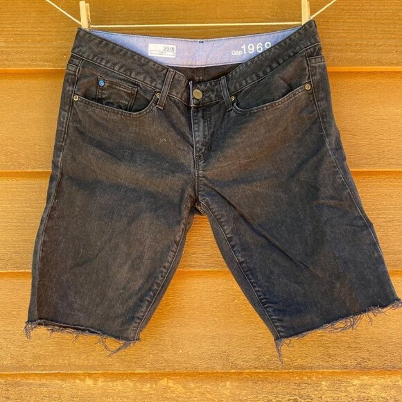 GAP Pants - Gap Curvy Black Cut off Jean Shorts